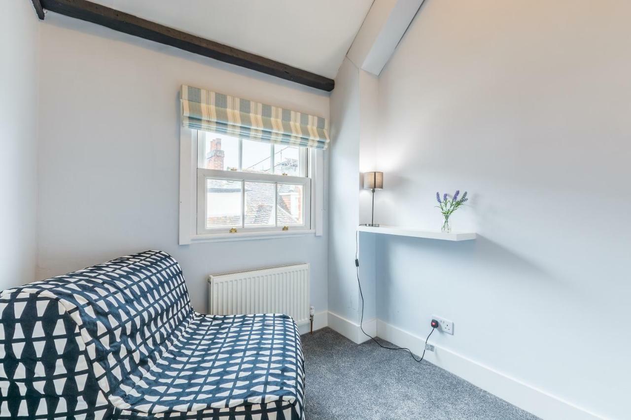 Castle Properties: The Sovereign 5 Bed Town House Windsor Eksteriør bilde